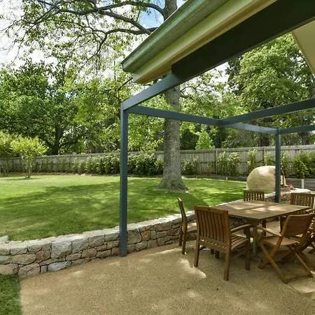Elm Tree Lodge Beechworth Exterior photo